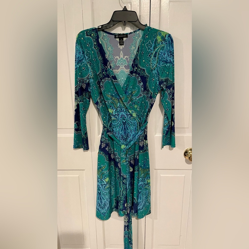 INC Size M Beautiful Turquoise Shades Paisley Wrap Dress Green Blue Long Sleeve